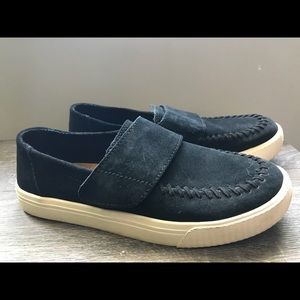 Toms Velcro canvas shoes